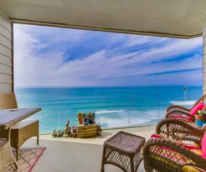 Photo 2 - Work-Friendly Oceanfront Condo with Pool and Spa Access SURF25