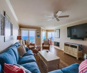 Photo 4 - Work-Friendly Oceanfront Condo with Pool and Spa Access SURF25