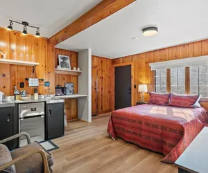 Photo 2 - Timber Lodge #17