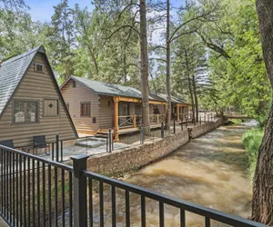 Photo 4 - Timber Lodge #21