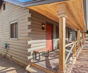 Photo 5 - Timber Lodge #28