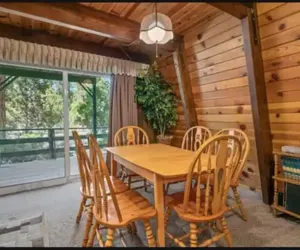 Photo 2 - Bear's Lair- Cozy getaway w/ 2 patios!