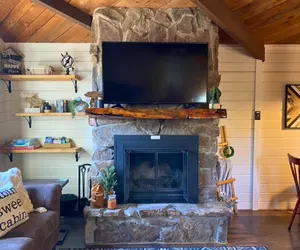 Photo 5 - Peak In The Pines