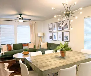 Photo 4 - Oak Grove Bungalow
