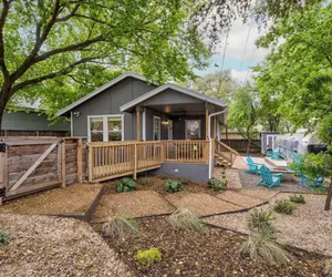 Photo 5 - Oak Grove Bungalow