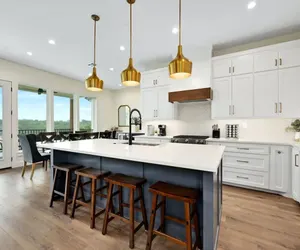 Photo 3 - Lakeshore Splendor