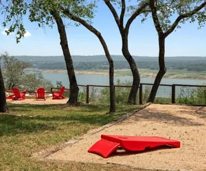 Photo 4 - Sunrise Lodge - Dawn Suites