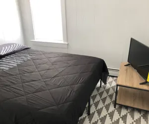 Photo 4 - Private 2-bedroom apartment with direct bus to NYC Manhattan only a 5-minute walk away