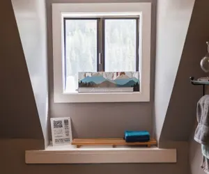 Photo 5 - Kendal Room | Cozy Mountain Lodge Retreat