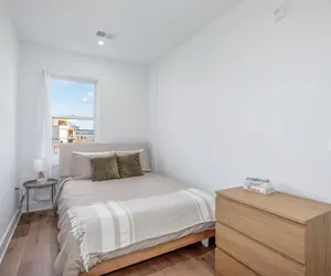 Photo 5 - 2 Bedroom Cap Hill Suite w/ Balcony - 3 min walk to Metro!
