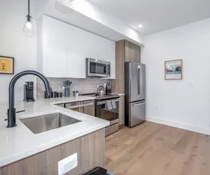 Photo 3 - 2 Bedroom Cap Hill Suite w/ Balcony - 3 min walk to Metro!