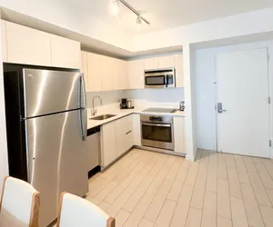Photo 3 - 06A Amazing One Bedroom Apartment Great Location
