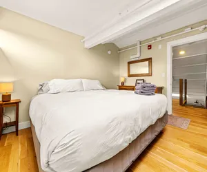 Photo 5 - Luxury Penthouse Steps from Downtown Portland