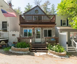 Photo 5 - Charming Beach House w/ Ocean Views & Deck