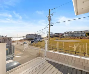 Photo 4 - Spacious Suite w/ Large Deck & Ocean Views