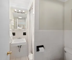 Photo 3 - Ground-Floor Studio w/ 2 King Beds & Kitchenette (103)