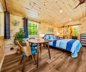 Photo 4 - Secluded Modern Cabin Surrounded by Trees