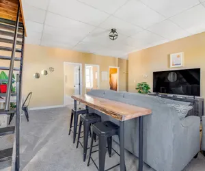 Photo 2 - Spacious 4BD | Sleeps 8 | Only Minutes to Bangor