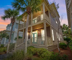 Photo 4 - Seacrest Beach 4BD/4BA w/ Pool & Beach Access