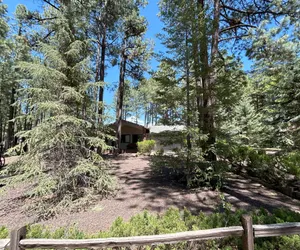 Photo 2 - Pet Friendly w/ Fenced Yard - Mountain Travelers Retreat