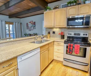Photo 5 - Peaceful Pinetop Condo
