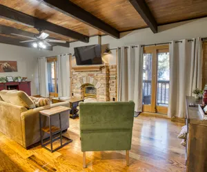 Photo 2 - Peaceful Pinetop Condo