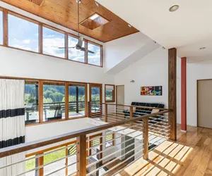 Photo 4 - 4 Bedroom Contemporary Mountain Home