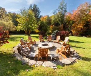 Photo 2 - Peaceful 6BR Getaway | Fire Pit & Hot Tub
