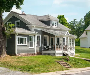 Photo 5 - Vintage Catskills Home • Autumn Views & Coziness