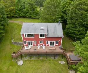 Photo 4 - Luxury Mountain View Contemporary Farmhouse