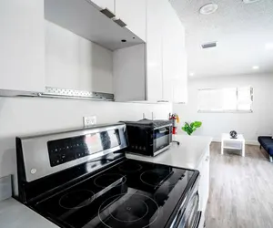 Photo 5 - Modern & Spacious 2BR Near Brickell