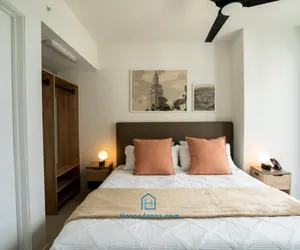 Photo 2 - Brand new luxury condo in Downtown