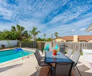 Photo 3 - Large pool home & blocks away from the beach!