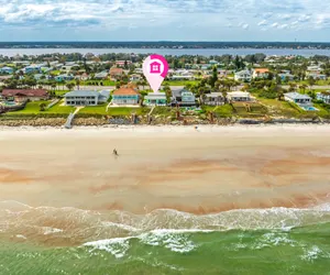 Photo 4 - A1A Beach House Retreat