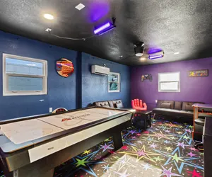 Photo 2 - A1A Beach House Retreat