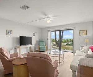Photo 3 - Green Palms Oceanfront 2 Bed Townhouse