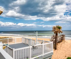Photo 2 - 6 Bedroom, Huge Decks, Pets, Oceanfront!