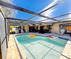 Photo 3 - Saltwater pool
