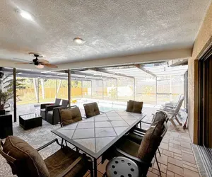 Photo 2 - Saltwater pool