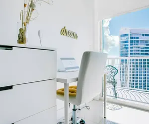 Photo 2 - Deluxe Penthouse w/ Ocean & City Views in Brickell