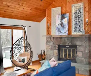 Photo 3 - Spacious Mountain Retreat in the Heart of the Catskills