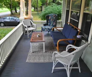 Photo 3 - Private Hot Tub - 3 bedroom Village Home