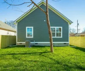 Photo 4 - 03) New Construction Home/Fenced Yard/Downtown