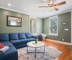 Photo 4 - 24) Downtown | Fenced Yard | 5 beds | Grill