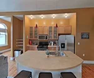 Photo 5 - 12) Large Loft - 4 queen beds - Downtown
