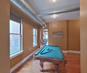 Photo 3 - 12) Large Loft - 4 queen beds - Downtown