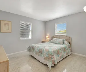 Photo 4 - 525) West Palm Beach- 1 bedroom