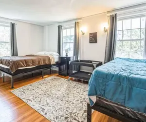 Photo 5 - 111) Downtown Norfolk | Plenty of Parking | 7 beds