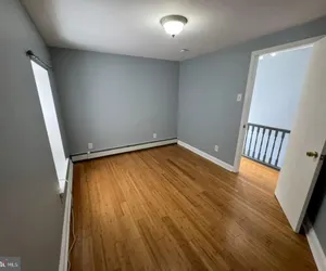 Photo 4 - Great house in Philadelphia, PA !