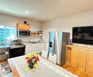 Photo 5 - 592) 6 bedrooms/Walking distance to airport